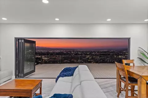 1110 Monterey Dr, El Cajon, CA 92020