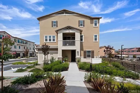 8654 Amherst, Santee, CA 92071