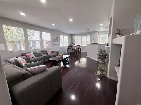 719 Caminito Valiente, Chula Vista, CA 91911