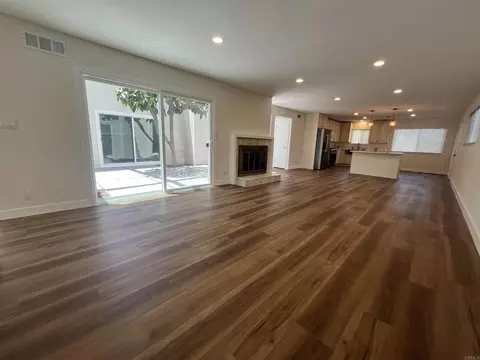 Living - 329 E South Ave, Redlands, CA 92373 photo 1 of 2
