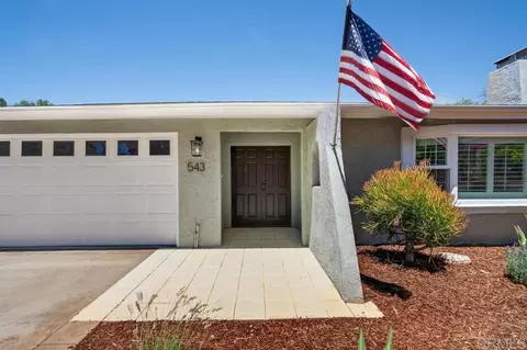 Exterior - 543 Eldorado Dr, Escondido, CA 92025 photo 8 of 12