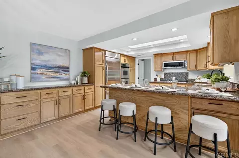 Kitchen - 543 Eldorado Dr, Escondido, CA 92025 photo 2 of 5