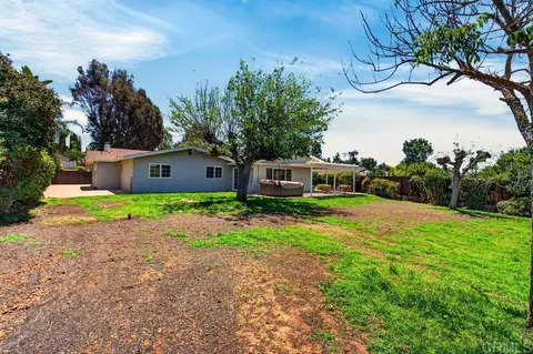 Exterior - 543 Eldorado Dr, Escondido, CA 92025 photo 5 of 12