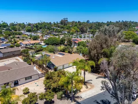 View/Area - 543 Eldorado Dr, Escondido, CA 92025 photo 3 of 5