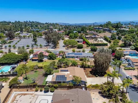 View/Area - 543 Eldorado Dr, Escondido, CA 92025 photo 4 of 5