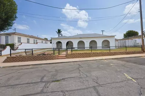 2463 Rancho Dr, San Diego, CA 92139