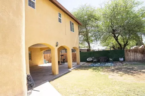 Exterior - 1561 W Heil Ave, El Centro, CA 92243 photo 5 of 5
