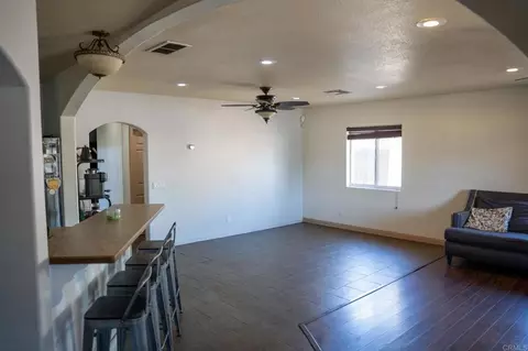 Living - 1561 W Heil Ave, El Centro, CA 92243 photo 1 of 3