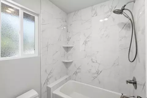 Bath - 3554 Ryan Dr, Escondido, CA 92025 photo 7 of 8