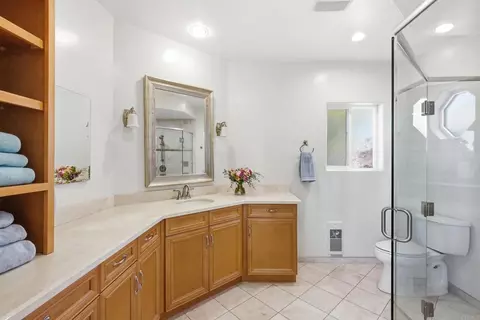 Bath - 3554 Ryan Dr, Escondido, CA 92025 photo 2 of 8