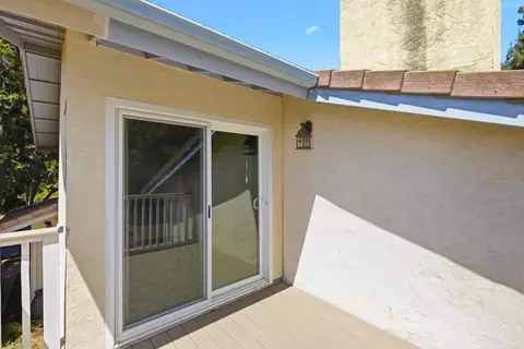 Exterior - 3554 Ryan Dr, Escondido, CA 92025 photo 4 of 22