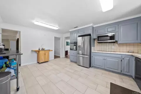 Kitchen - 13256 Lindo Ln, Lakeside, CA 92040 photo 4 of 4