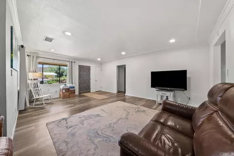 Living - 13256 Lindo Ln, Lakeside, CA 92040 photo 1 of 3
