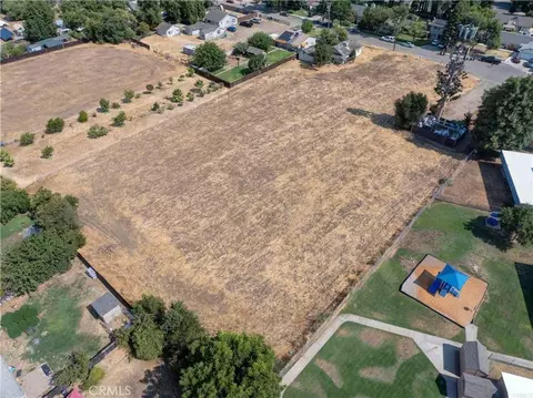 1490 Cameron Ln, Merced, CA 95340 photo 4