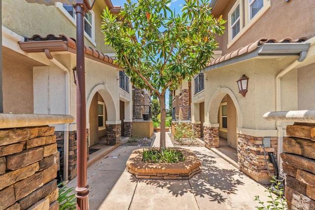 54 Via Sovana, Santee, CA 92071