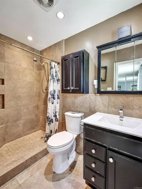 Bath - 9512 Milden St, La Mesa, CA 91942 photo 2 of 2