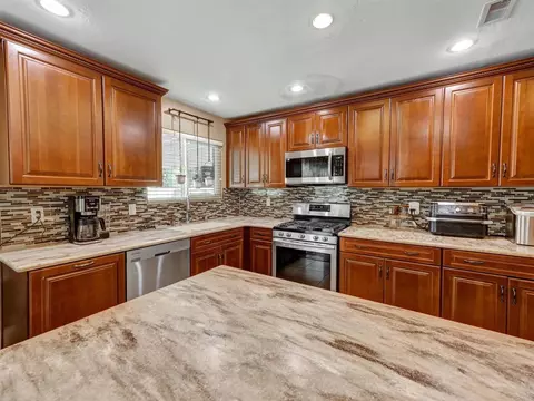Kitchen - 9512 Milden St, La Mesa, CA 91942 photo 2 of 3