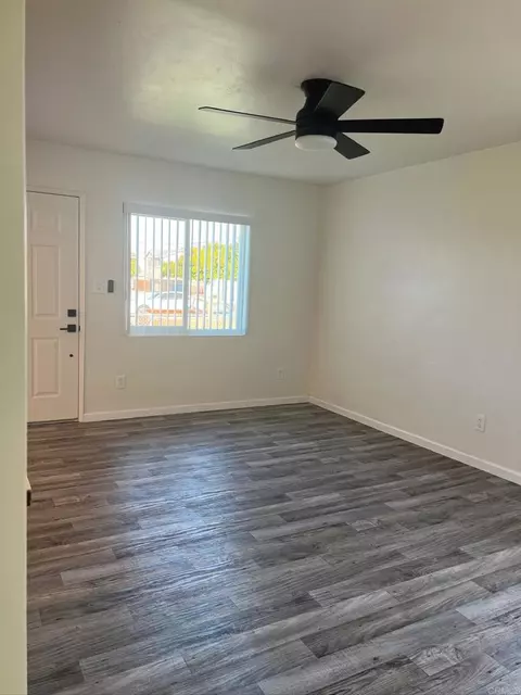 Living - 935 Elm Ave, Imperial Beach, CA 91932 photo 5 of 5