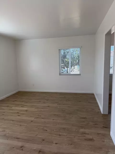 Living - 935 Elm Ave, Imperial Beach, CA 91932 photo 1 of 5