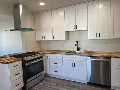 Kitchen - 935 Elm Ave, Imperial Beach, CA 91932 photo 4 of 5