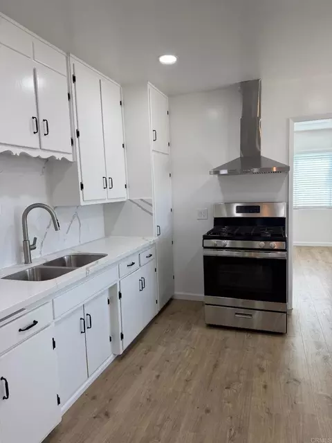 Kitchen - 935 Elm Ave, Imperial Beach, CA 91932 photo 1 of 5