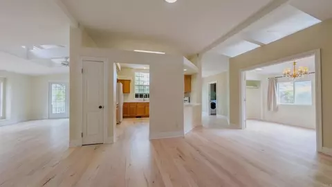 5447 Don Luis Dr, Carlsbad, CA 92010