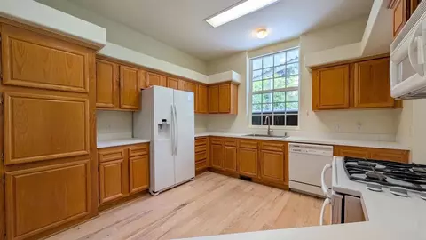 Kitchen - 5447 Don Luis Dr, Carlsbad, CA 92010 photo 2 of 2