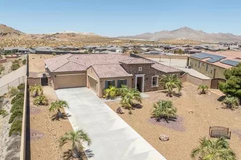 19506 Arcata Rd, Apple Valley, CA 92307