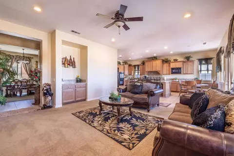 Living - 19506 Arcata Rd, Apple Valley, CA 92307 photo 1 of 2