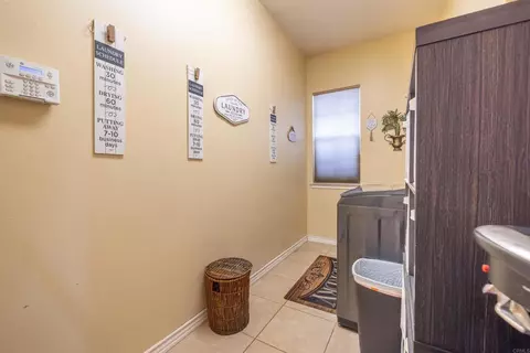 Other - 19506 Arcata Rd, Apple Valley, CA 92307 photo 3 of 8