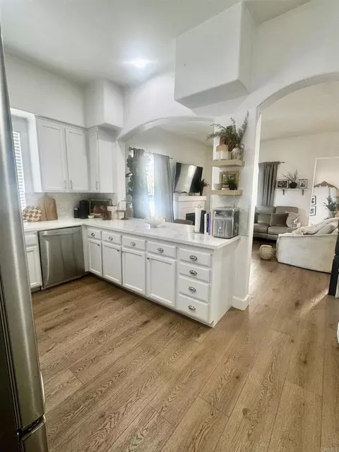 Kitchen - 1443 Claude Ln #2, Chula Vista, CA 91913 photo 4 of 6
