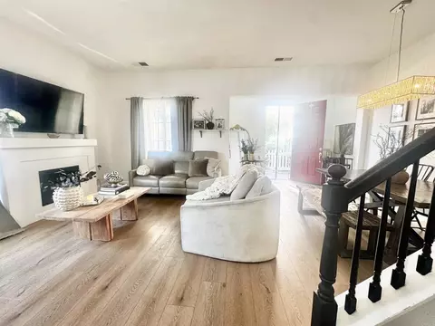 Living - 1443 Claude Ln #2, Chula Vista, CA 91913 photo 4 of 5