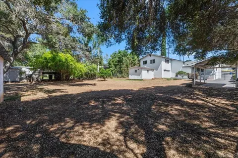 Exterior - 441 Condado Way, Escondido, CA 92025 photo 18 of 18