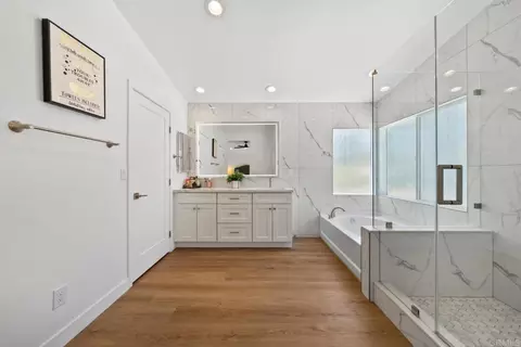 Bath - 22586 Raspberry Ln, Wildomar, CA 92595 photo 2 of 4