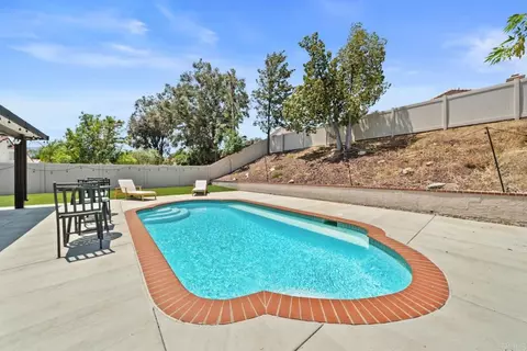 Exterior - 22586 Raspberry Ln, Wildomar, CA 92595 photo 10 of 10