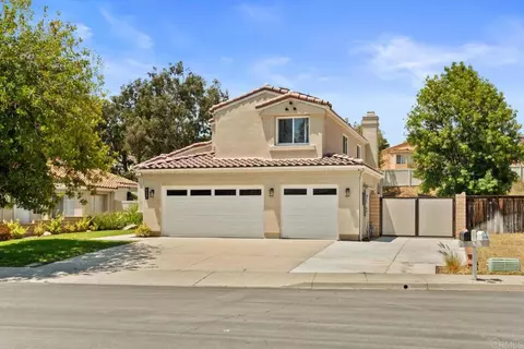 Exterior - 22586 Raspberry Ln, Wildomar, CA 92595 photo 4 of 10