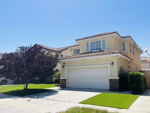 32477 Silver Crk, Lake Elsinore, CA 92532