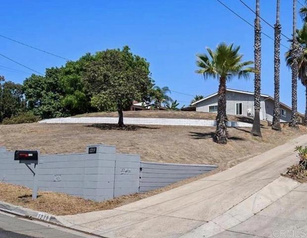 1219 Wren St, San Diego, CA 92114