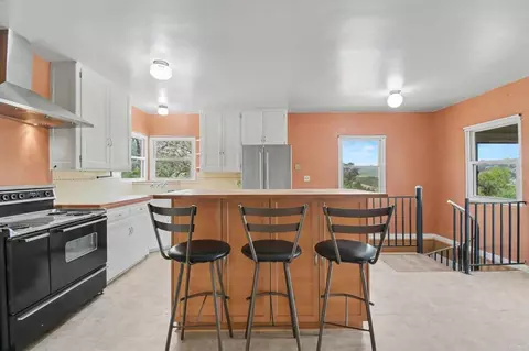 Kitchen - 950 S Grade Rd, Alpine, CA 91901 photo 2 of 3