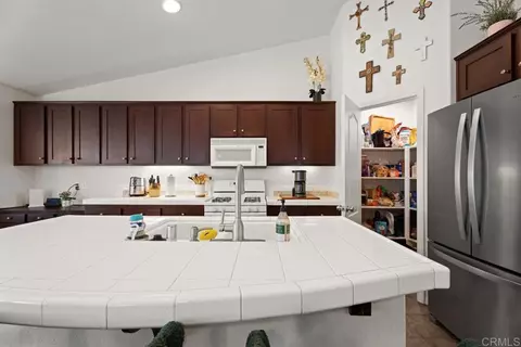 Kitchen - 1288 Buckwheat Trl, Campo, CA 91906 photo 3 of 4
