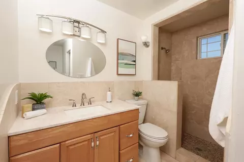 Bath - 10129 Timberlane Way, Santee, CA 92071 photo 1 of 2