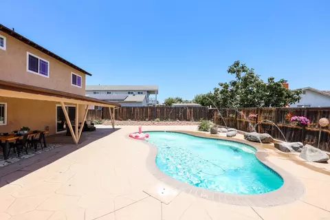 Exterior - 10129 Timberlane Way, Santee, CA 92071 photo 5 of 6