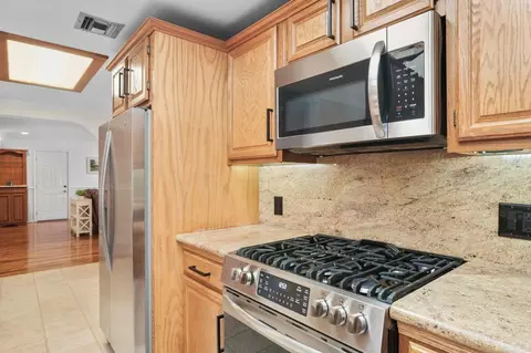 Kitchen - 9529 Marilla Dr, Lakeside, CA 92040 photo 3 of 5