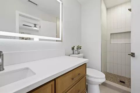 Bath - 3247 Carolyn Cir, Oceanside, CA 92054 photo 1 of 3