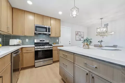 Kitchen - 3247 Carolyn Cir, Oceanside, CA 92054 photo 6 of 8