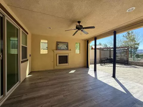 Exterior - 31699 Country View Rd, Temecula, CA 92591 photo 2 of 11