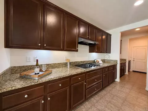 Kitchen - 31699 Country View Rd, Temecula, CA 92591 photo 4 of 6