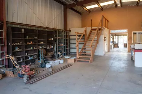 Entry Way - 20899 Black Canyon Rd, Ramona, CA 92065 photo 1 of 1