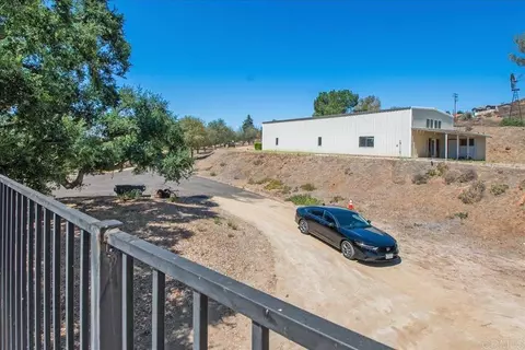 Exterior - 20899 Black Canyon Rd, Ramona, CA 92065 photo 15 of 19