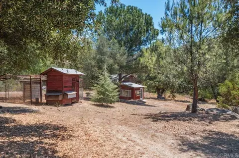 Exterior - 20899 Black Canyon Rd, Ramona, CA 92065 photo 14 of 19